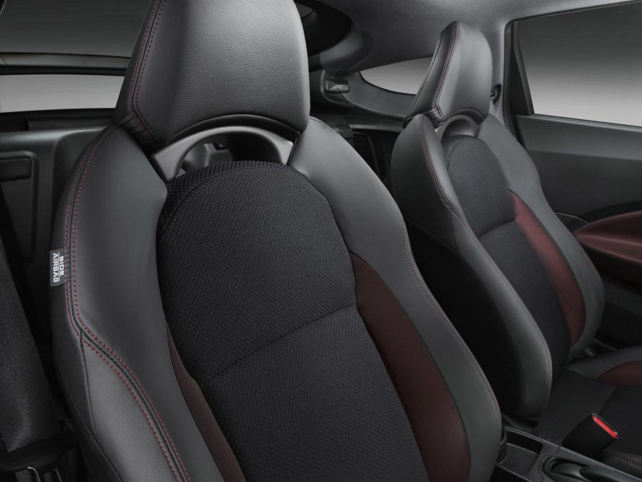  Honda CR-Z 2013 года  (US) (фото 5 из 26)